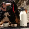 3 σε 1 Σετ Θερμός & Μπολ Για Φαγητό & Νερό Σκύλου Asobu Buddy Bottle White (1000ml + 260ml + 200ml) Σκύλοι
