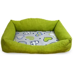 Κρεβάτι Σκύλου και Γάτας Madpet Classic Πράσινο με Καρδιές 60x43x14cm