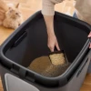 Κλειστή Λεκάνη Γάτας Rotho MyPet Biala XL ECO 61,4x49,9x57,6cm Γκρι Ανοιχτό Γάτες Κλειστή Λεκάνη Γάτας Rotho MyPet Biala XL ECO 61,4x49,9x57,6cm Γκρι Ανοιχτό Γάτες